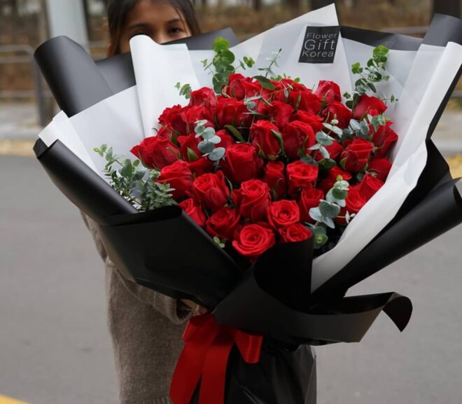 Fresh Blooms at Your Doorstep: Same Day Flower Delivery Services in Melbourne